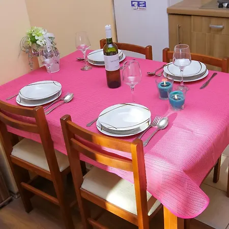 Zuta Kuca Appartement Pakoštane