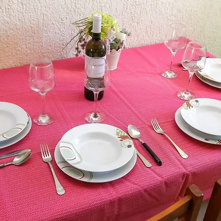 Zuta Kuca Appartement
