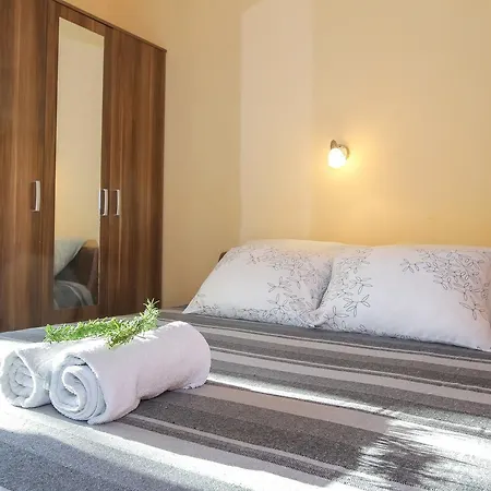 Appartement Zuta Kuca *