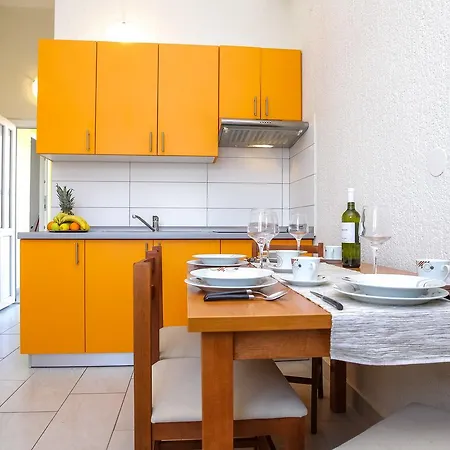 Zuta Kuca Appartement