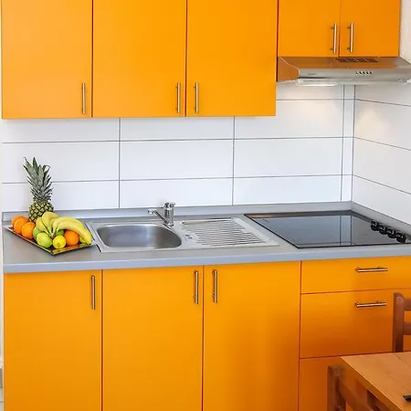 Zuta Kuca Apartment