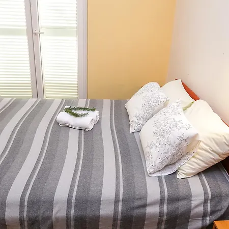 Zuta Kuca Apartment